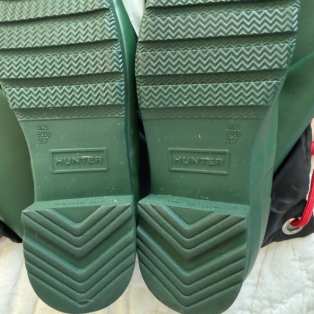 Hunter Dark Green Waterproof Boots - Picture 3 of 3